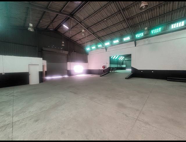 514M² WAREHOUSE TO LET IN PAROW EAST